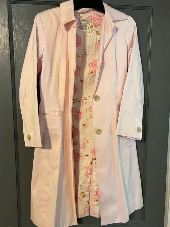 Banana Republic Jackets & Blazers - Banana Republic Pale Pink Trench Coat with Floral Lining